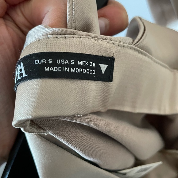 Zara Satin Effect Halter Mini Dress in Straw Size Small - Picture 2 of 2